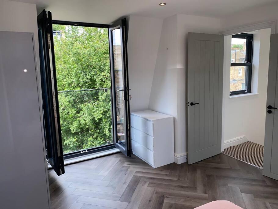 Charming House In The Heart Of Xar Londra